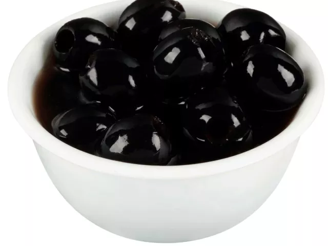 black olives in bowl, pic from Selina Wang